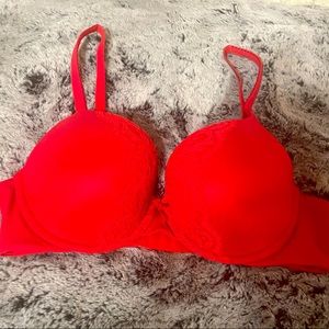 Body by Victoria - Perfect Shape Red push-up bra - 34D